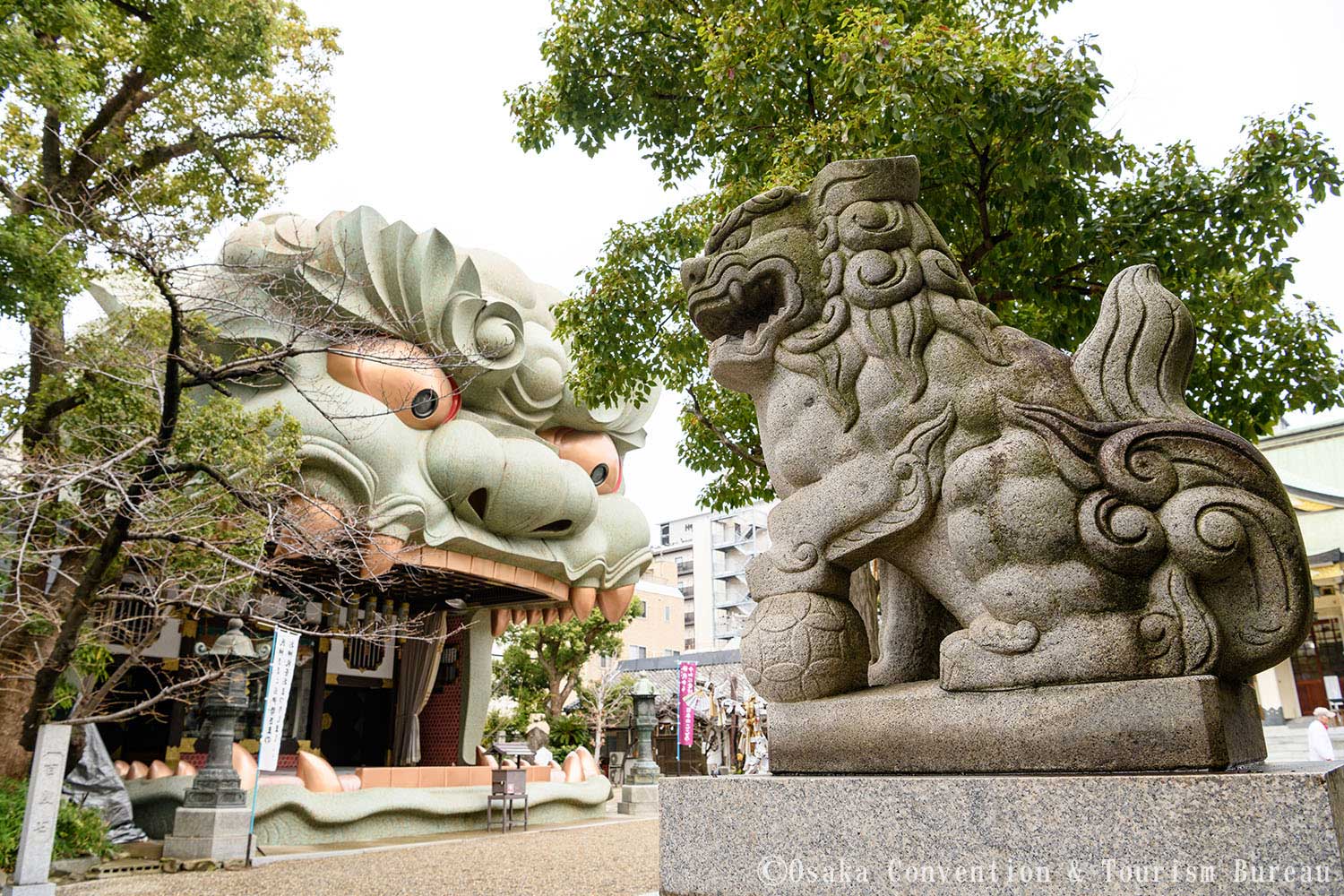 難波八阪神社